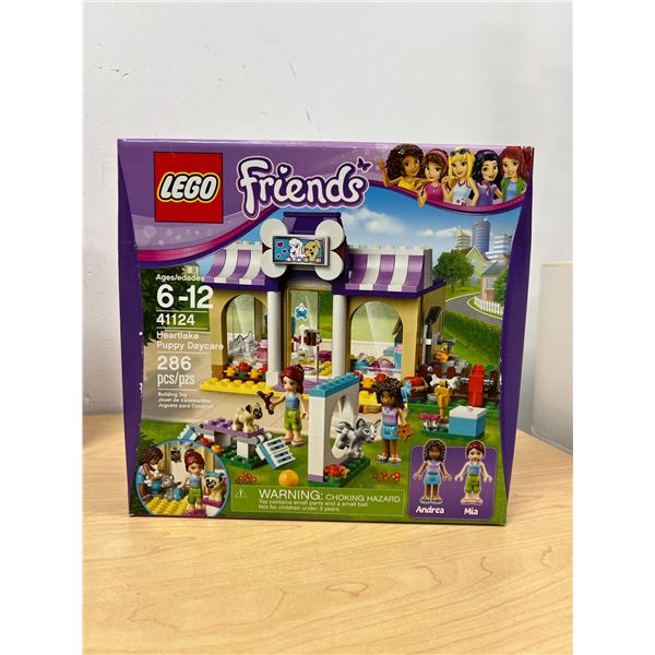 New/Sealed LEGO Friends 41124 Heartlake Puppy Daycare 286 pcs