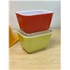 Image 4 : Mix lot of Vintage Pyrex Dishes - Largest 1.5 Qt.