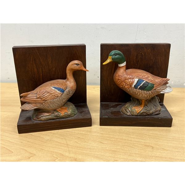 Ceramic Duck Bookends - Approx: 5.25"W 5.5"T (see all photos)