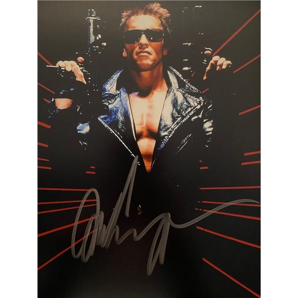 Terminator Arnold Schwarzenegger signed photo