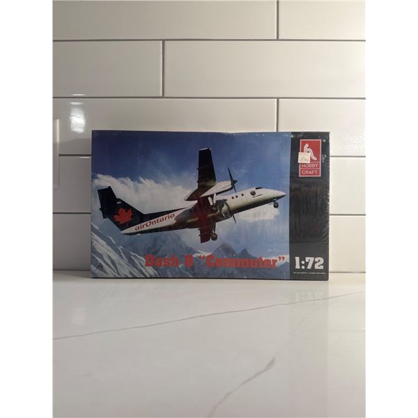 Hobby Craft 1:72 scale Dash 8 Commuter Sealed