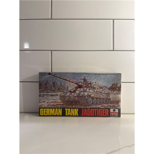 ESCI 1:72 scale German Tank