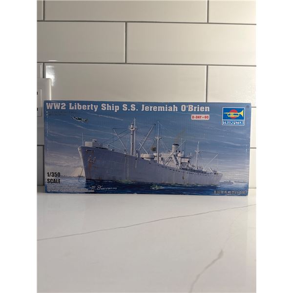 Trumpeter 1:350 scale WW2 Liberty ship S.SJeremiah O Brien