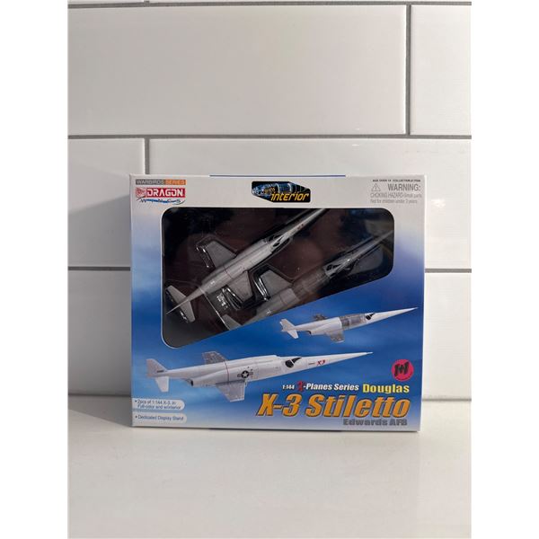Dragon 1:144 scale X-3 Stiletto Sealed