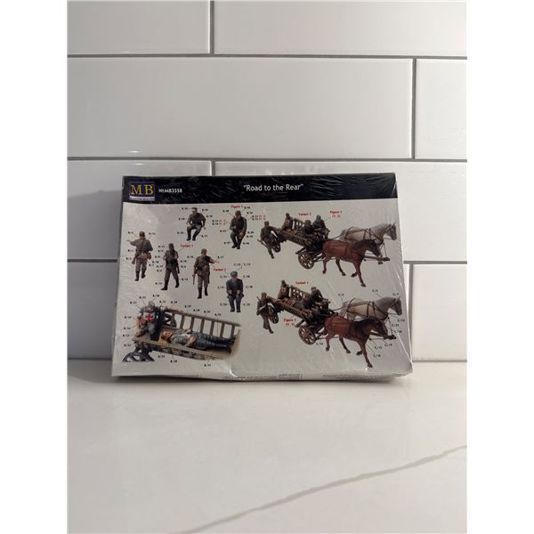 Master Box 1:35 scale Road to the Rear