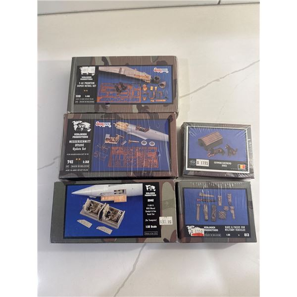 Model Accesorise Sealed