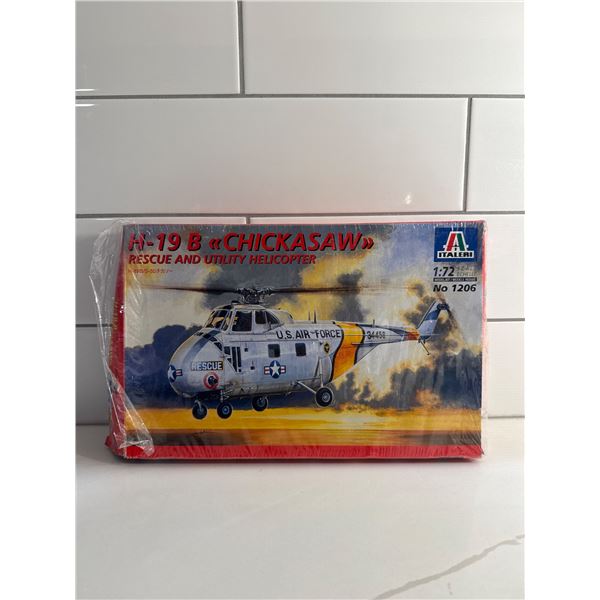 Italeri 1:72 scale H-19 B Chickasaw
