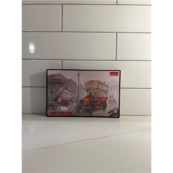 Roden 1:72 scale Type B Bus Lgoc Sealed