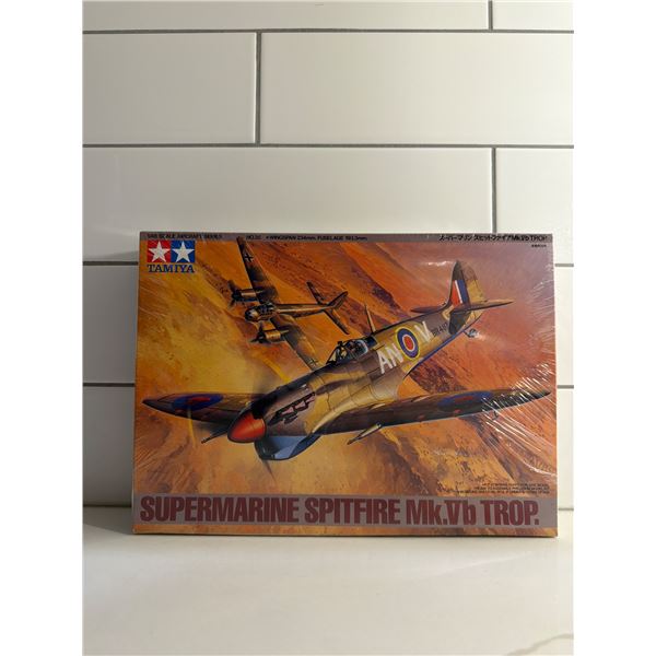 TAMIYA 1:48 scale SuperMarine Spitfire Mk Sealed