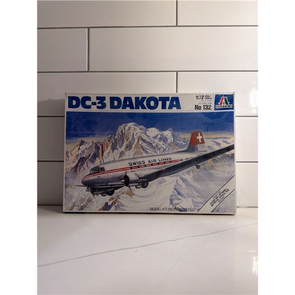 Italeri 1:72 scale DC-3 Dakota Sealed