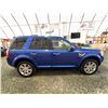 Image 11 : PARKSVILLE-2010 LAND ROVER LR2 BLUE 204190 KMS ALL WHEEL DRIVE- J153554