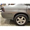 Image 27 : PARKSVILLE - 2004 CHEVROLET IMPALA 239781 GREY FRONT WHEEL DRIVE - B213198