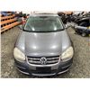 Image 6 : PARKSVILLE - 2006 VOLKSWAGEN JETTA 153038 KMS GREY FRONT WHEEL DRIVE - D615470