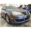 Image 7 : PARKSVILLE - 2006 VOLKSWAGEN JETTA 153038 KMS GREY FRONT WHEEL DRIVE - D615470