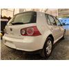 Image 14 : PARKSVILLE - 2008 VOLKSWAGEN GOLF, WHITE, 224211 KMS, FRONT WHEEL DRIVE. - D011941