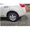 Image 29 : PARKSVILLE - 2013 NISSAN ROGUE, WHITE, 218590 KMS, FOUR WHEEL DRIVE. - B146425