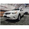 Image 2 : PARKSVILLE - 2013 NISSAN ROGUE, WHITE, 218590 KMS, FOUR WHEEL DRIVE. - B146425