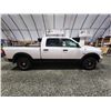 Image 11 : PARKSVILLE - 2015 RAM 1500 OUTDOORSMAN, WHITE, 233349 KMS, 4X4. - D678148