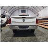 Image 17 : PARKSVILLE - 2015 RAM 1500 OUTDOORSMAN, WHITE, 233349 KMS, 4X4. - D678148