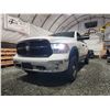 Image 2 : PARKSVILLE - 2015 RAM 1500 OUTDOORSMAN, WHITE, 233349 KMS, 4X4. - D678148
