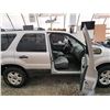 Image 35 : PARKSVILLE - 2005 FORD ESCAPE, GREY, 226312 KMS, FOUR WHEEL DRIVE. - DD66169