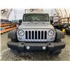Image 6 : PARKSVILLE-2014 JEEP WRANGLER GREY 4WD 105523KMS - D225470