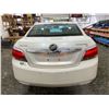 Image 18 : PARKSVILLE - 2010 BUICK LACROSSE WHITE 166024 KMS - B126925