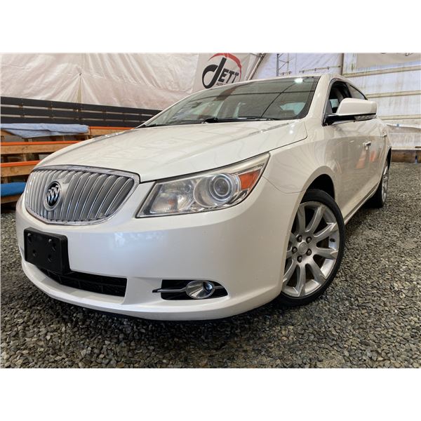 PARKSVILLE - 2010 BUICK LACROSSE WHITE 166024 KMS - B126925
