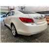 Image 20 : PARKSVILLE - 2010 BUICK LACROSSE WHITE 166024 KMS - B126925