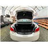 Image 43 : PARKSVILLE - 2010 BUICK LACROSSE WHITE 166024 KMS - B126925