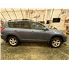Image 11 : PARKSVILLE - 2012 TOYOTA RAV4 BLUE 262259 KMS - B250317