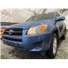 Image 2 : PARKSVILLE - 2012 TOYOTA RAV4 BLUE 262259 KMS - B250317