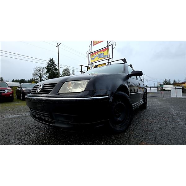 DUNCAN - 2004 VOLKSWAGEN JETTA  260711 KMS - D104415