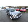 Image 6 : DUNCAN - 2011 JEEP PATRIOT GREY 189541 KMS - J243688