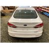 Image 19 : PARKSVILLE - 2019 FORD FUSION WHITE 158500 KMS - J227377