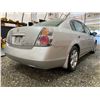 Image 14 : PARKSVILLE - 2004 NISSAN ALTIMA SILVER 198169 KMS - D131662