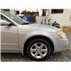 Image 25 : PARKSVILLE - 2004 NISSAN ALTIMA SILVER 198169 KMS - D131662