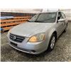 Image 3 : PARKSVILLE - 2004 NISSAN ALTIMA SILVER 198169 KMS - D131662