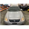Image 7 : PARKSVILLE - 2004 NISSAN ALTIMA SILVER 198169 KMS - D131662