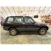 Image 10 : PARKSVILLE - 1997 TOYOTA RAV4 BLACK 250879 KMS, "NO RESERVE" - D150159