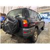 Image 13 : PARKSVILLE - 1997 TOYOTA RAV4 BLACK 250879 KMS, "NO RESERVE" - D150159