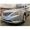 Image 2 : PARKSVILLE - 2012 HYUNDAI SONATA GREY 131863 KMS - B338676