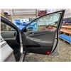 Image 36 : PARKSVILLE - 2012 HYUNDAI SONATA GREY 131863 KMS - B338676