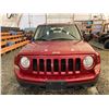 Image 6 : PARKSVILLE - 2011 JEEP PATRIOT RED 215258 KMS - B113145