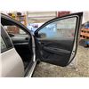 Image 36 : PARKSVILLE - 2007 TOYOTA YARIS GREY 275059 KMS - B012775
