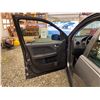 Image 50 : PARKSVILLE - 2005 FORD FREESTYLE GREY 172010 KMS - BA35021