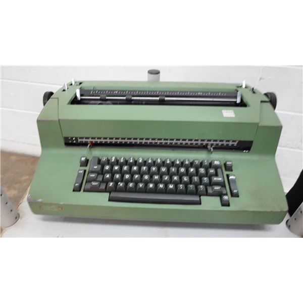 IBN Selectric II Correcting Typewriter