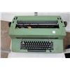 Image 2 : IBN Selectric II Correcting Typewriter
