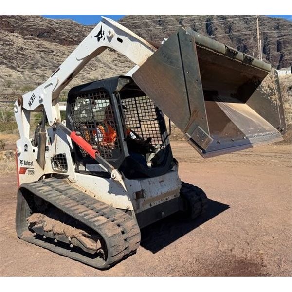 Bobcat T650 Compact Track Loader w/ Bucket & Forks (Starts & Runs, See Video)