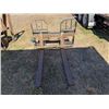 Image 33 : Bobcat T650 Compact Track Loader w/ Bucket & Forks (Starts & Runs, See Video)